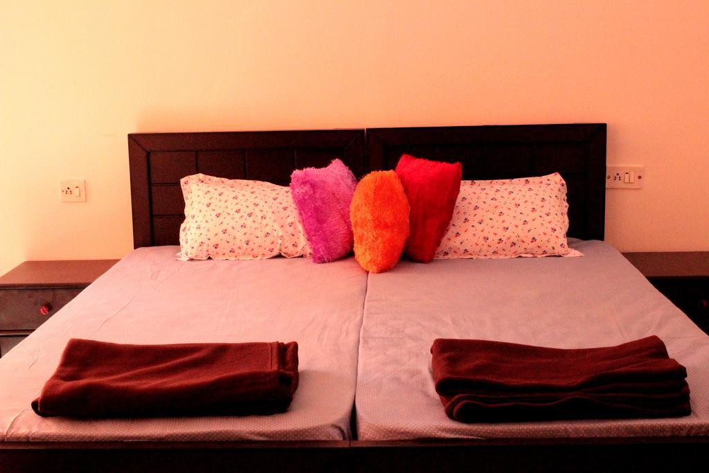 Social Rehab Hostel Bangalore Buitenkant foto